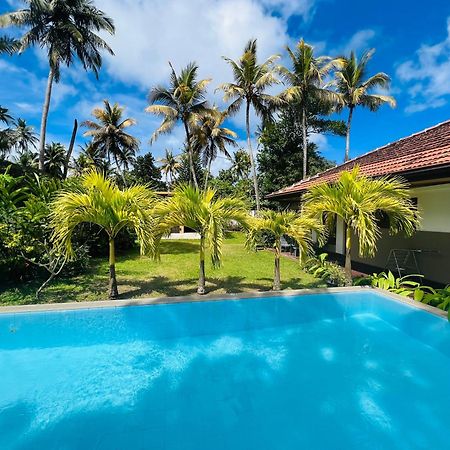 Jaya Villa Хиккадува Экстерьер фото