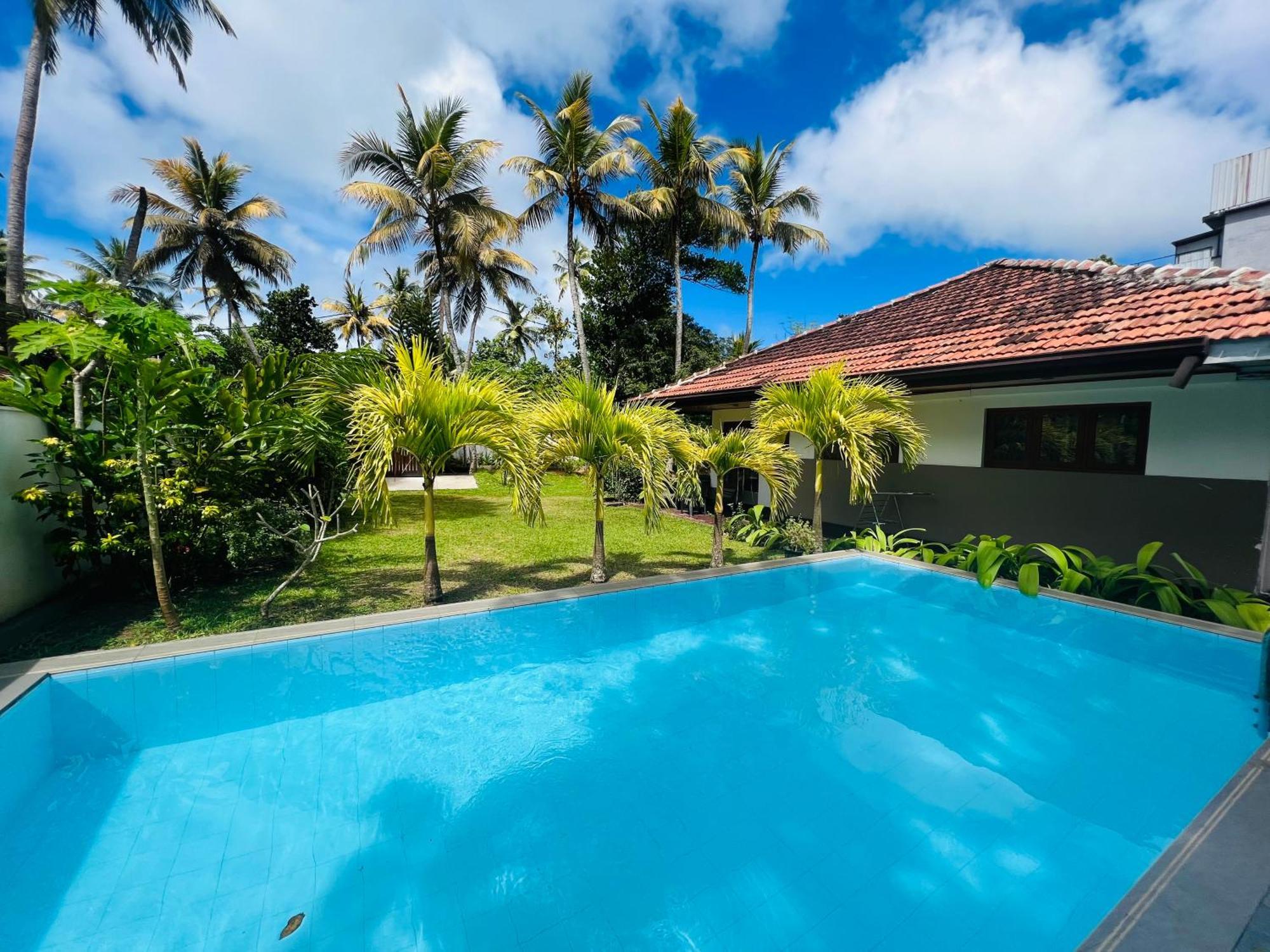 Jaya Villa Хиккадува Экстерьер фото