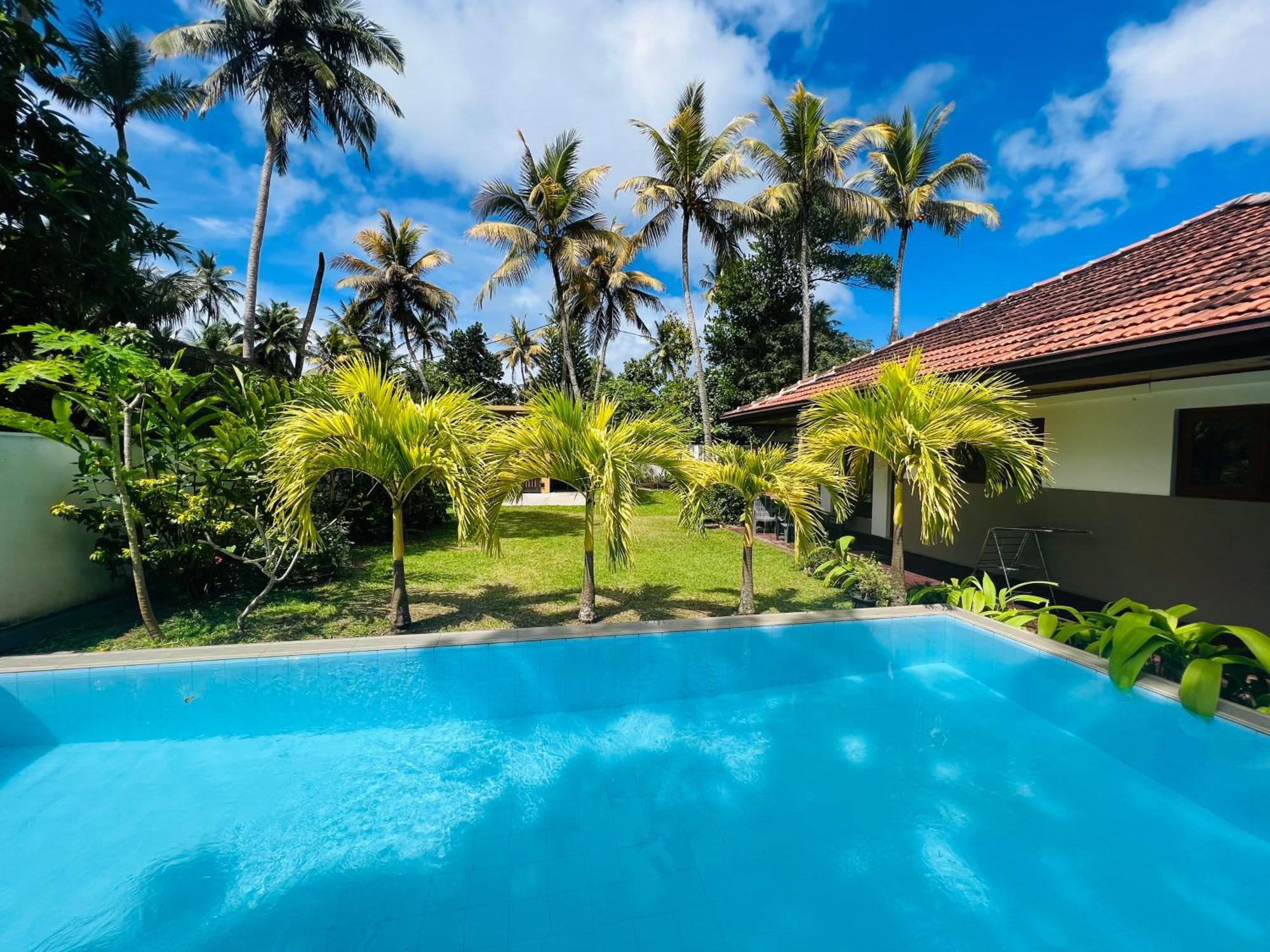 Jaya Villa Хиккадува Экстерьер фото