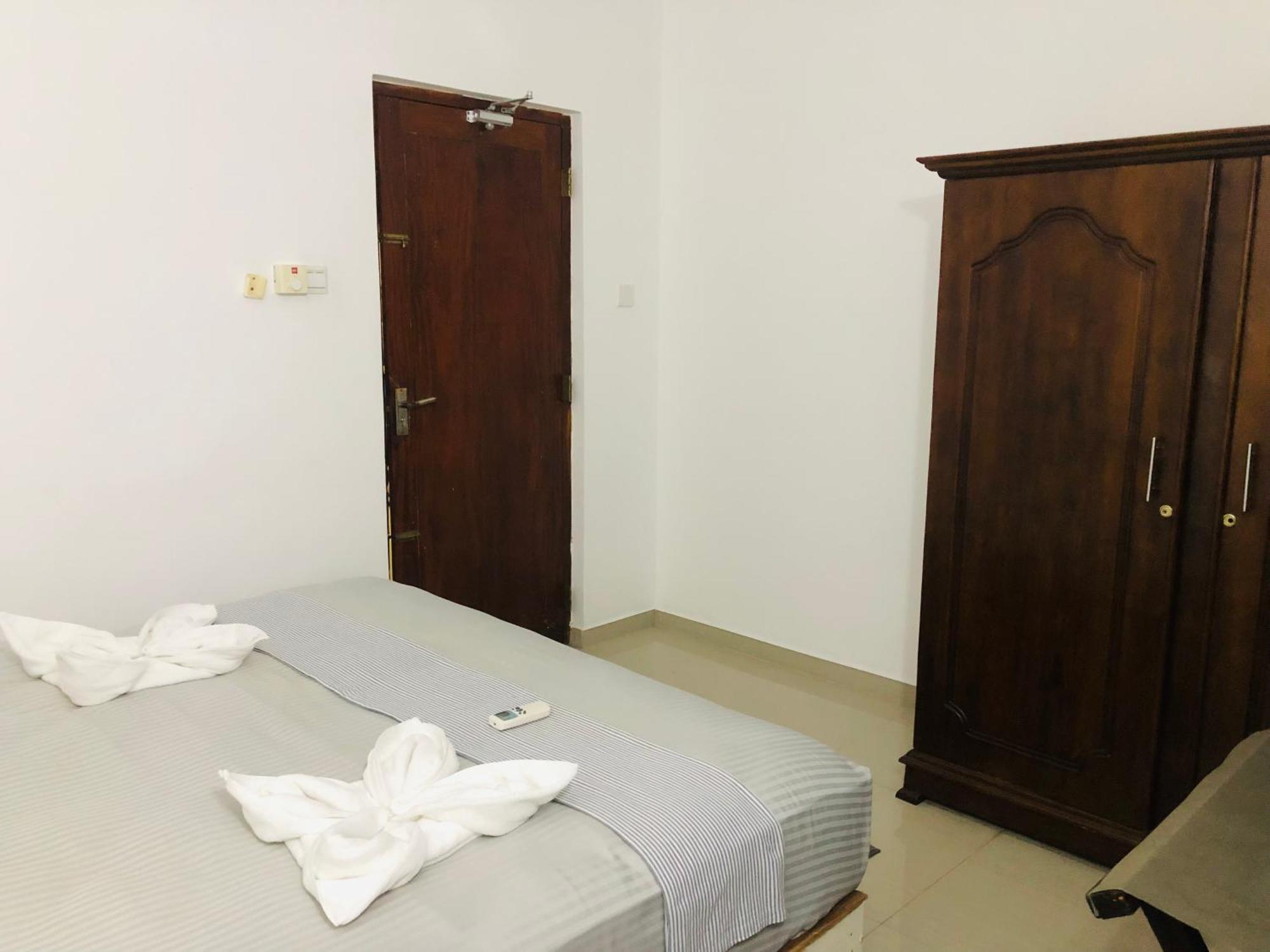 Jaya Villa Хиккадува Экстерьер фото