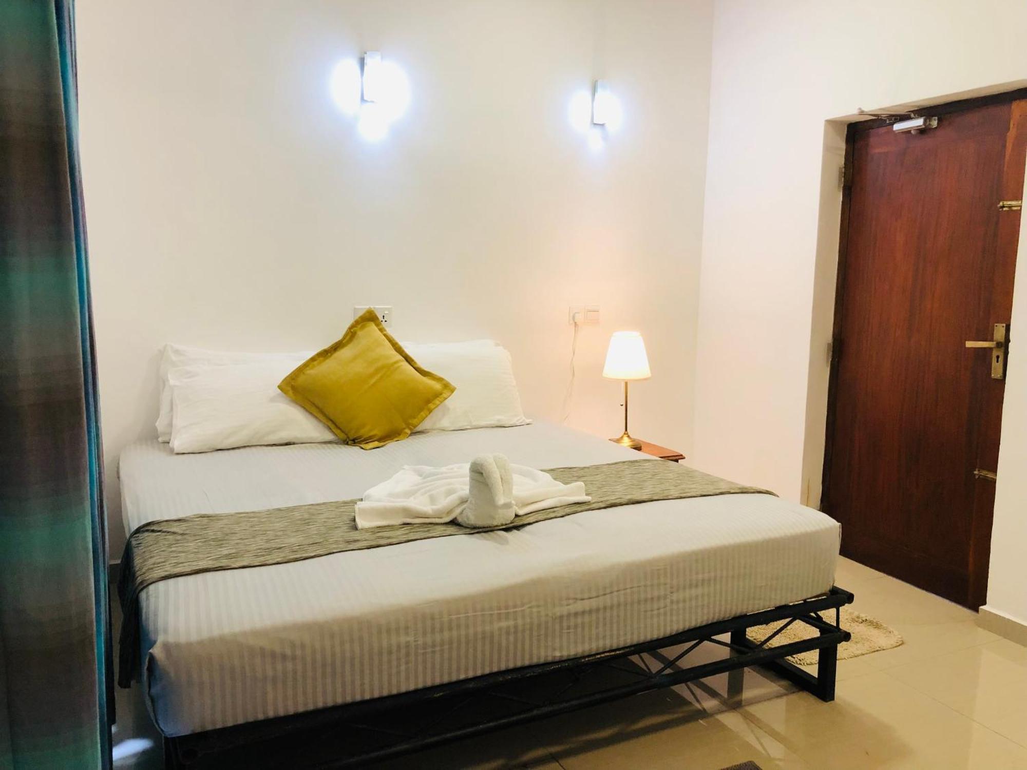 Jaya Villa Хиккадува Экстерьер фото