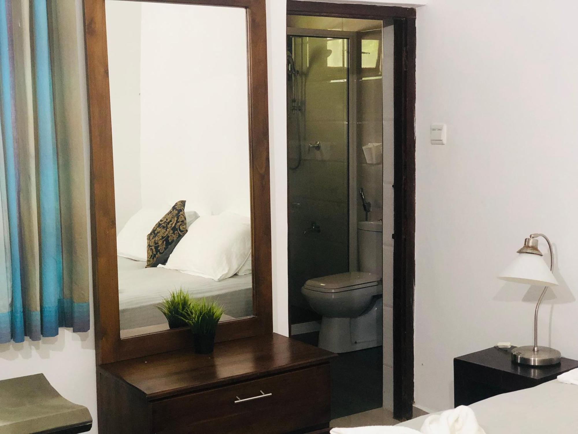 Jaya Villa Хиккадува Экстерьер фото